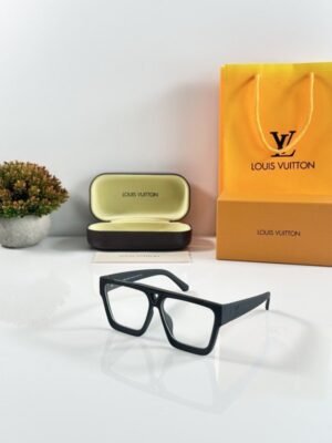 Louis_Vuitton_1502_Black_Frame