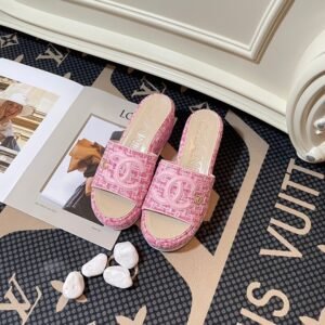 Chanel_Platform_Slides_Pink_For_Women_With_Original_Box_And_Carry_Bag