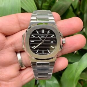 Patek Philippe Nautilus Black Plain Dial
