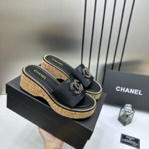 Chanel_CC_Platform_Black_Sandal_Slide_With_OG_Box_2286-5_Black