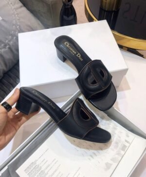 Christian_Dior_Black_Leather_Heel_Mule_With_OG_Box_&_Carry_Bag_1407-2