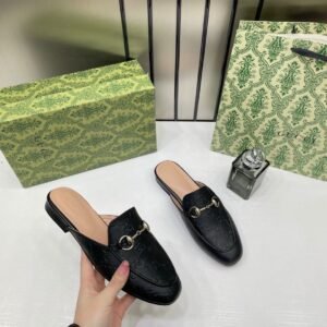 Gucci_GG_PrinceTwon_Slides_In_Rossa_GG_leather_for_women_with_original_box_and_carry_bag